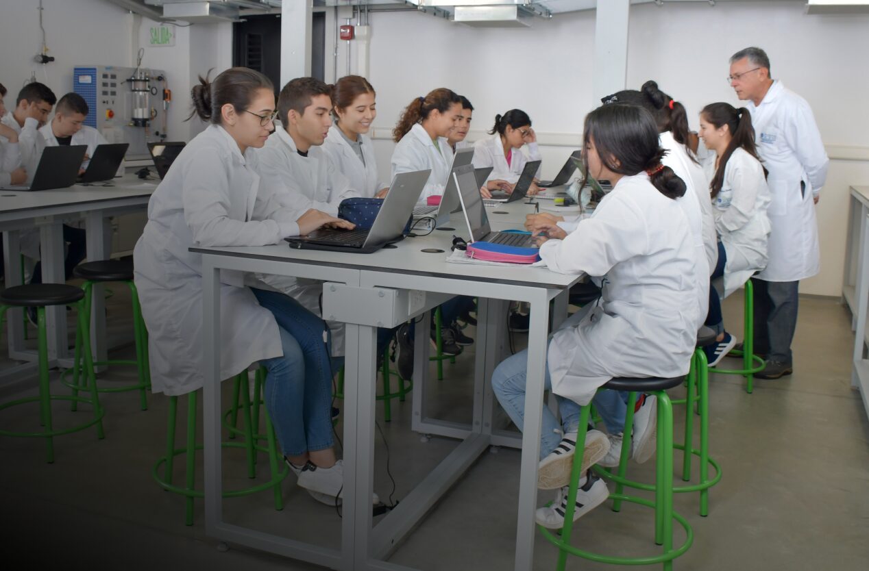 Imagen destacada de Laboratorio de Termodinámica y Fenómenos de Transporte II